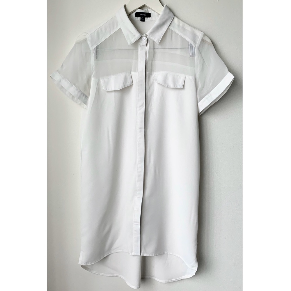 Short sleeve button down top